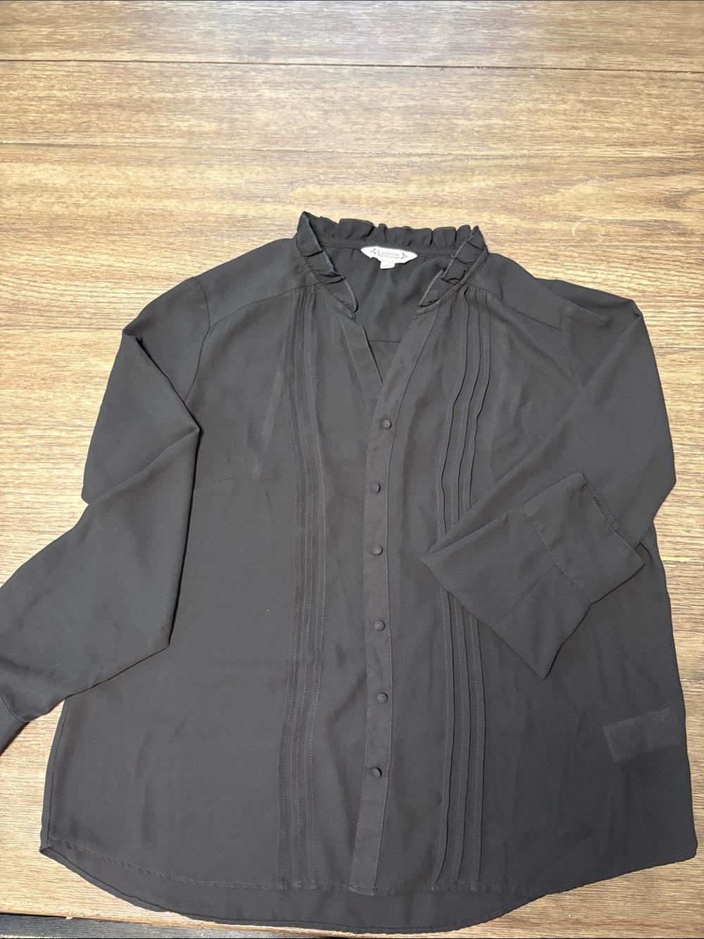 Black Women's Pintuck Button-Front Blouse
